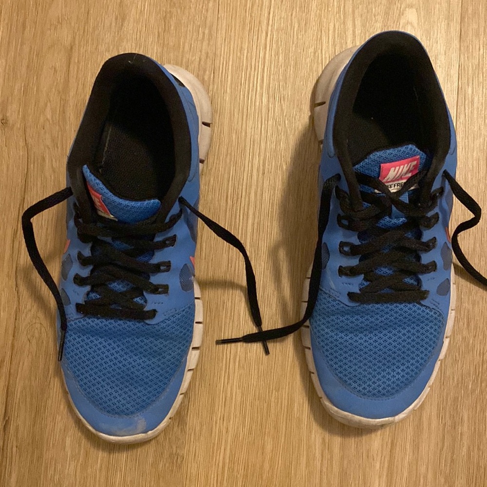 Nike Free Running Shoes